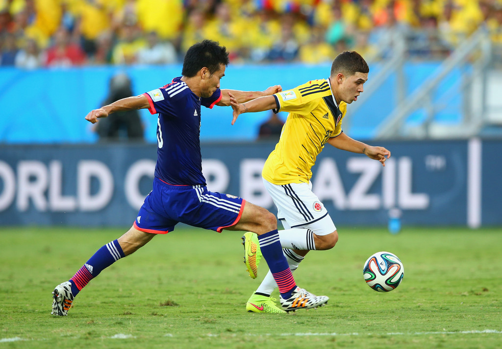 雷迪克：马刺防守策略和太阳类似，让东里出手高难度中投