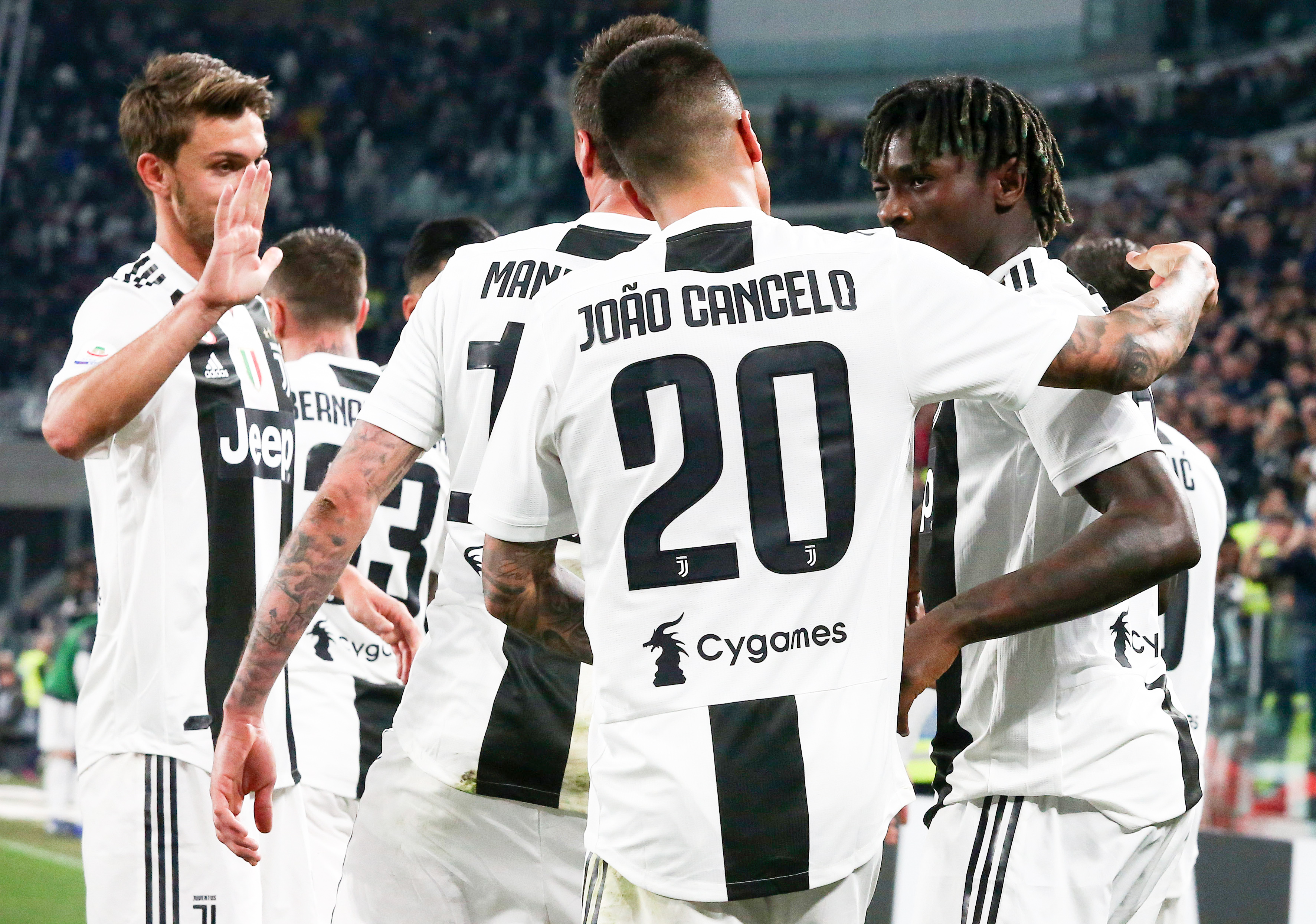 基耶萨：马尔蒂尼是意大利历史最佳；弗林蓬是最快的队友（基耶萨：马尔蒂尼堪称意大利足坛史上最佳；弗林蓬是我速度最快的队友）