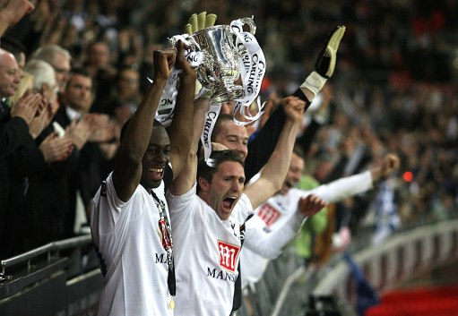 命中率100%！富勒姆前锋劳尔·希门尼斯英超11次点球全进（英超点球11罚全中！富勒姆前锋劳尔·希门尼斯保持100%命中率）