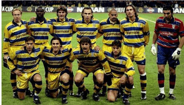 詹姆斯17投4中，纪录被终结，险成输球罪人，最后一传将功补过（17投仅4中，詹姆斯手感低迷，纪录终止险成罪人，末秒一传救主）