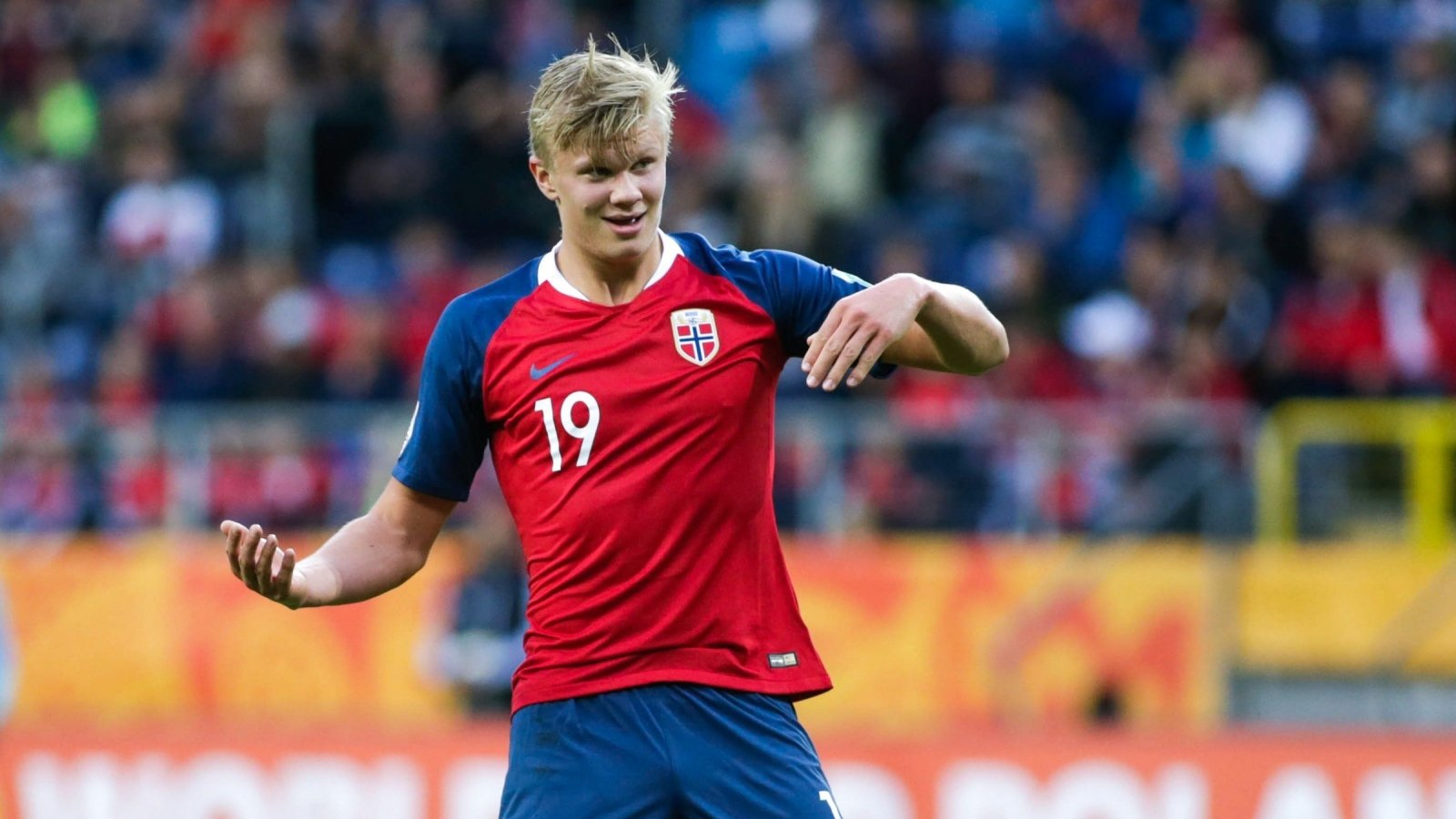 椰子：踢后卫让库普恢复信心；DV9受伤是戴维和奥蓬达的机会（椰子：改踢后卫助库普重拾信心，DV9伤缺为戴维与奥蓬达带来良机）