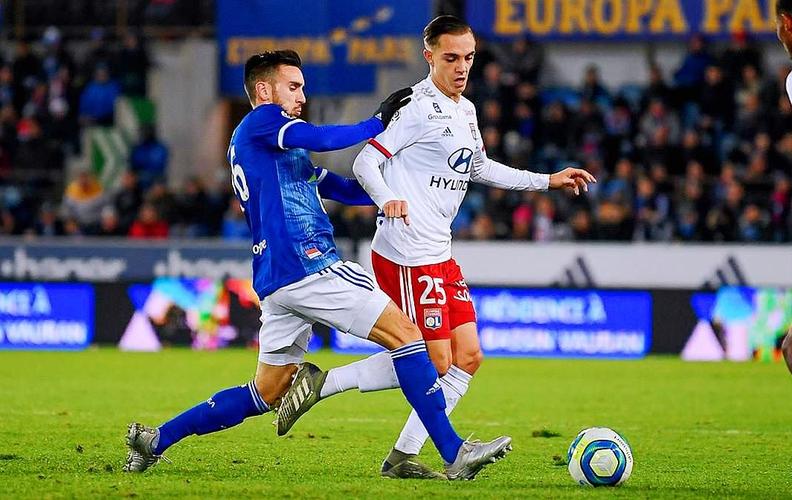 最新转会突然官宣，全网都没想到