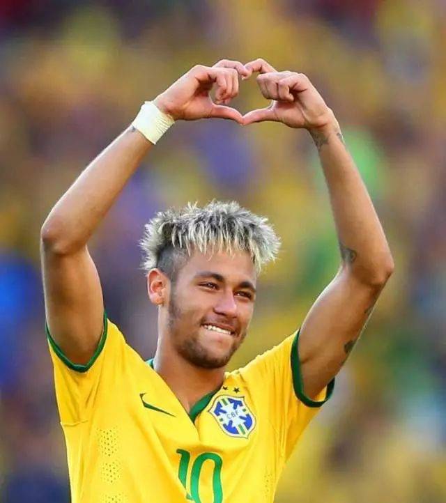 伤愈后他成为球队最稳一环（伤愈归来，他成了球队的定海神针）