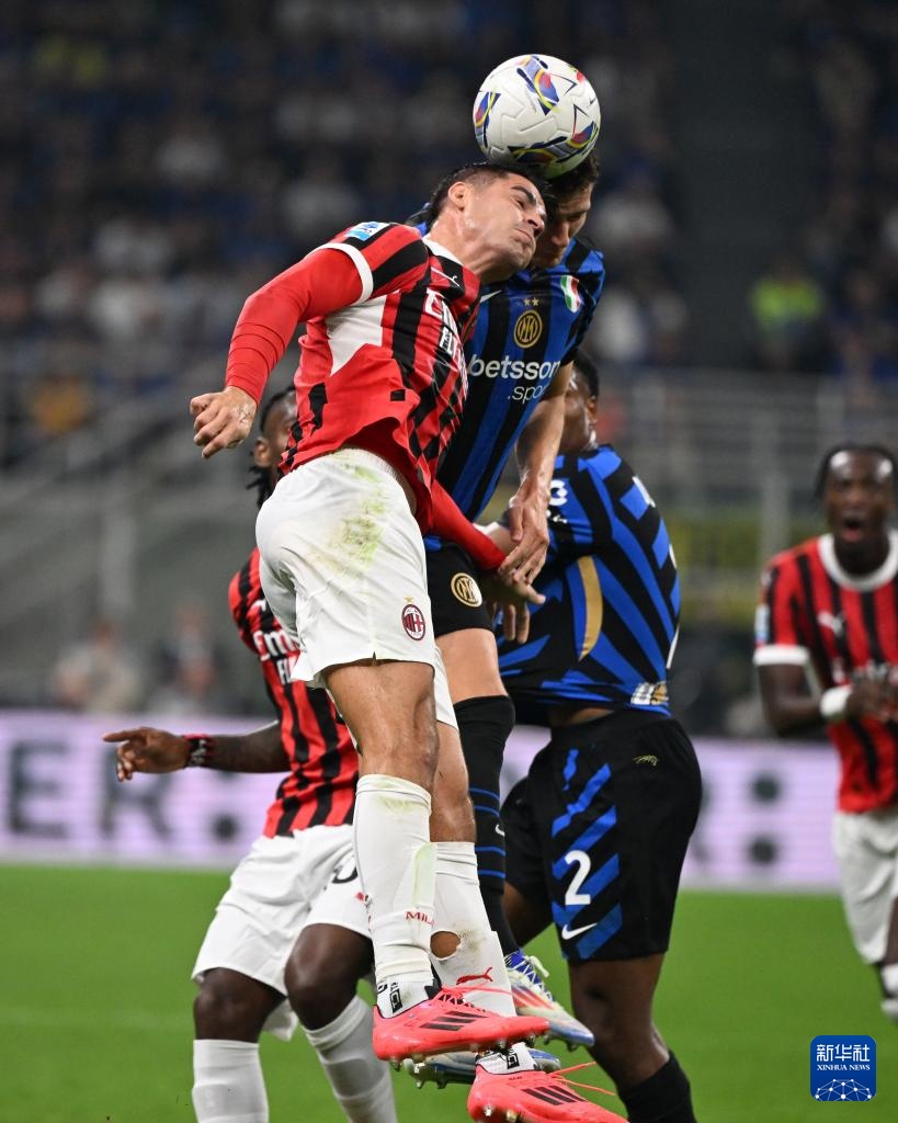 长传精准到像遥控（长传如遥控般精准）