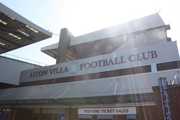 祝贺，足协推荐的谭杰、青苗联赛获亚足联草根足球特殊贡献奖（足协推荐的谭杰与青苗联赛荣膺亚足联草根足球特殊贡献奖）