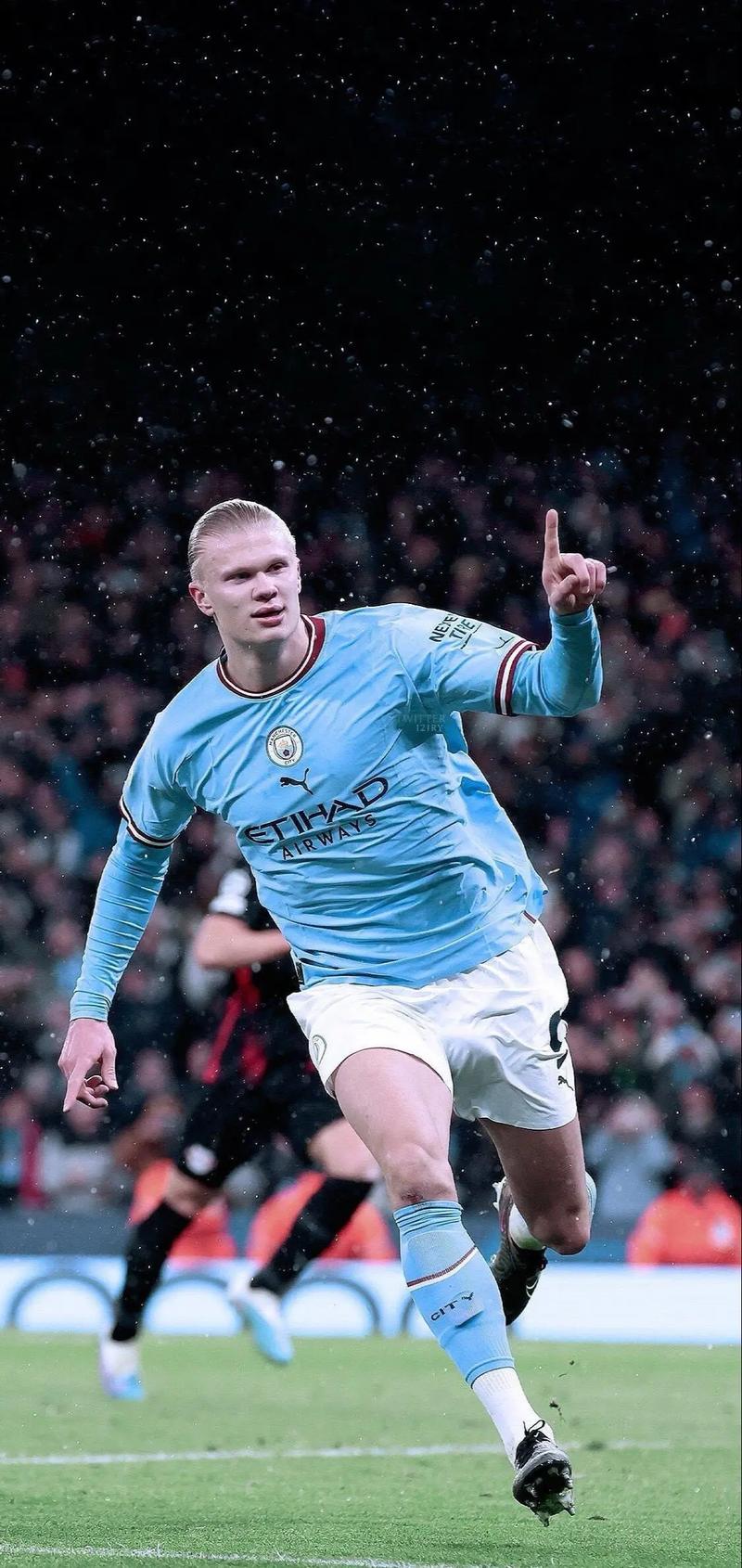 那不勒斯体育总监曼纳：德布劳内将至少伤缺至2月底（那不勒斯总监曼纳称：德布劳内至少缺阵到二月底）