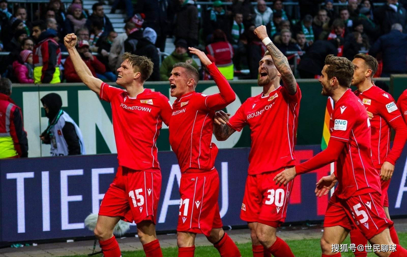 斯洛特帅位悬了？利物浦换帅传闻反转，关键战成救命稻草（斯洛特下课风波生变：利物浦否认换帅，关键一战或成转机）