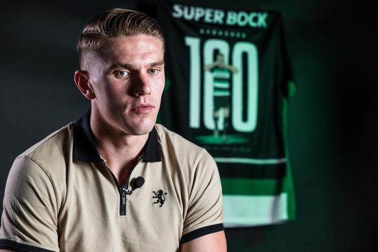 意媒：拜仁天才边锋利契纳或离队，尤文和米兰等队有意争夺（意大利媒体：拜仁新星边锋利契纳可能离队，尤文、米兰等队竞逐）