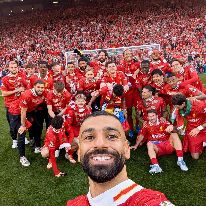 林诗栋说感谢大哥大姐莎头绷不住了林诗栋发言莎头表情亮了（林诗栋发言致谢大哥大姐，莎头绷不住笑容亮起）