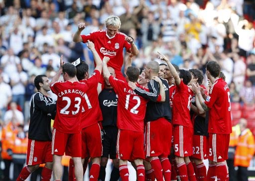 媒体人：邓涵文与云南玉昆更接近，重庆和铁人也有想法（知情人士称邓涵文更接近云南玉昆，重庆与铁人亦有意）