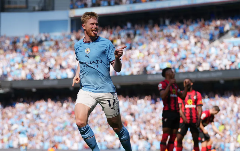 洛佩斯：在巴萨时小罗半夜约我出去，我女友问我选她还是小罗（洛佩斯谈巴萨往事：小罗深夜邀我外出，女友追问我选谁）