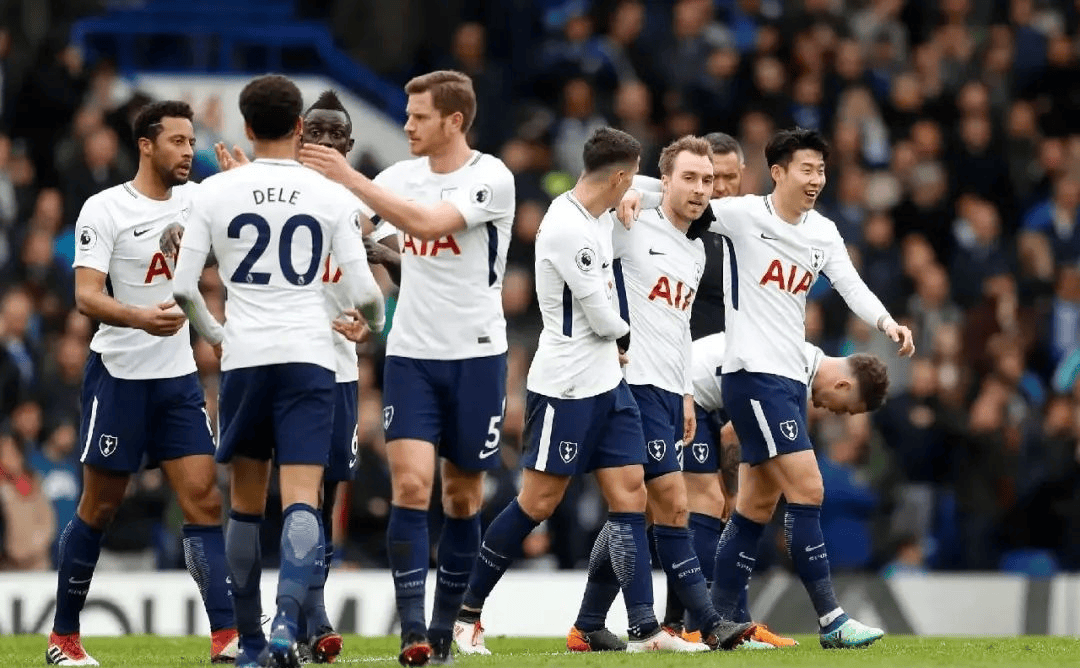 费尔明和德容复出，巴塞罗那备战塞维利亚（费尔明与德容重返阵容，巴萨备战塞维利亚）