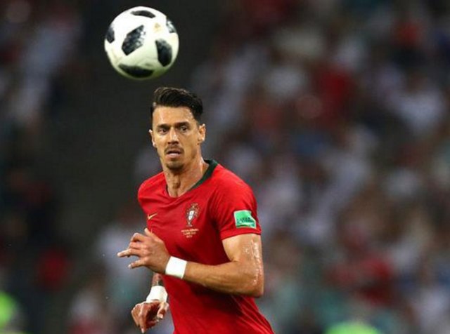 阿根廷与安哥拉的友谊赛，梅西和劳塔罗账户助攻破门