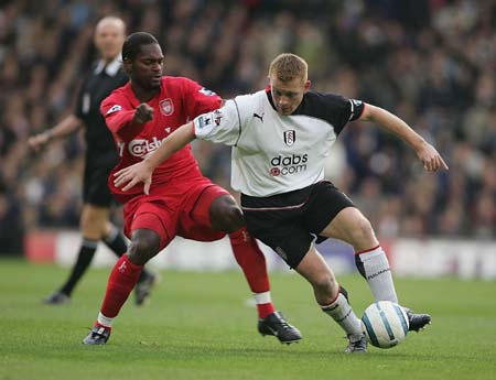 曼联近9场英超仅1负，4胜3平状态回升（曼联英超近9战4胜3平仅1负，状态回暖）